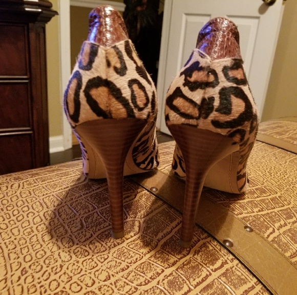 Leopard print heels - Picture 4 of 4